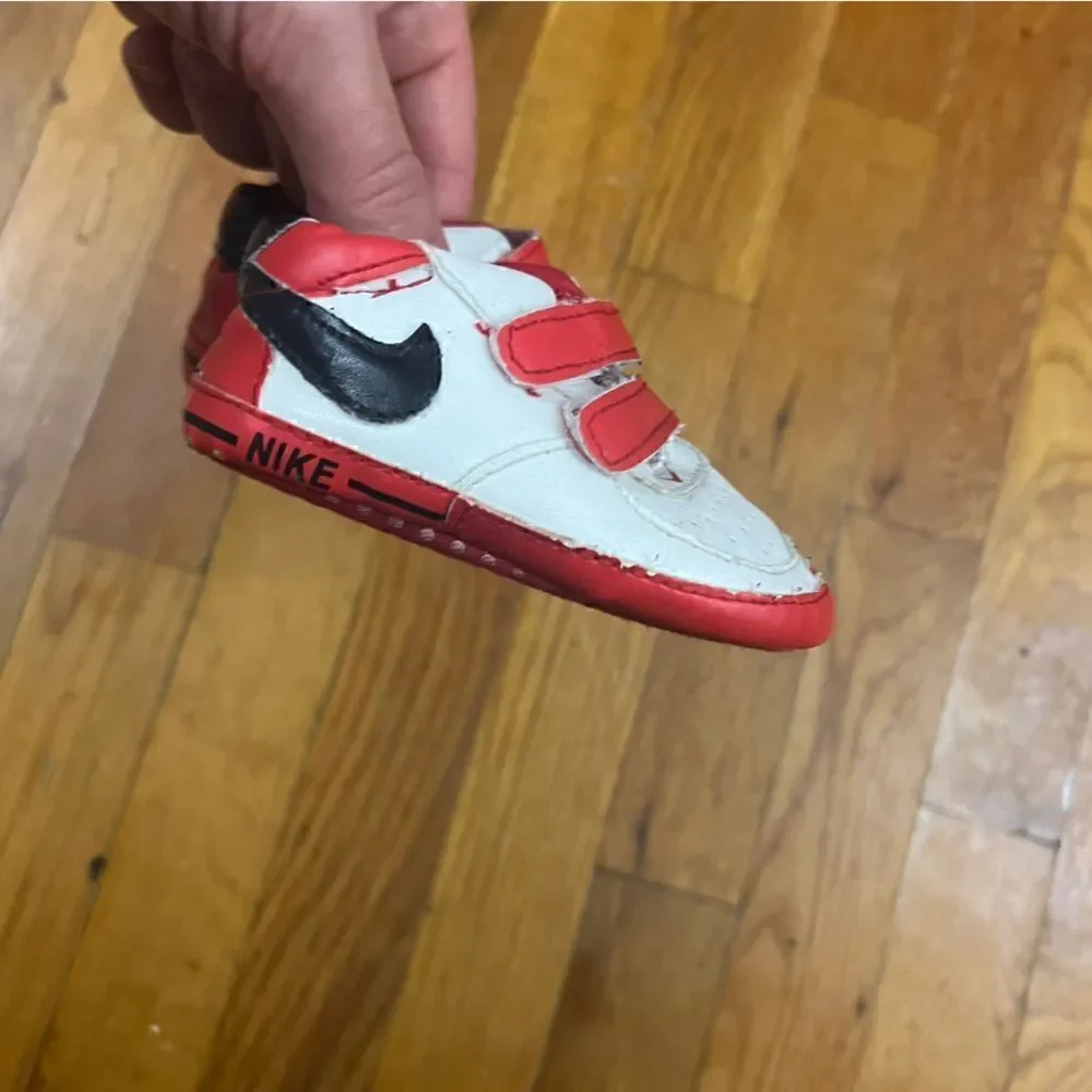 Vintage Nike Velcro Baby Booties